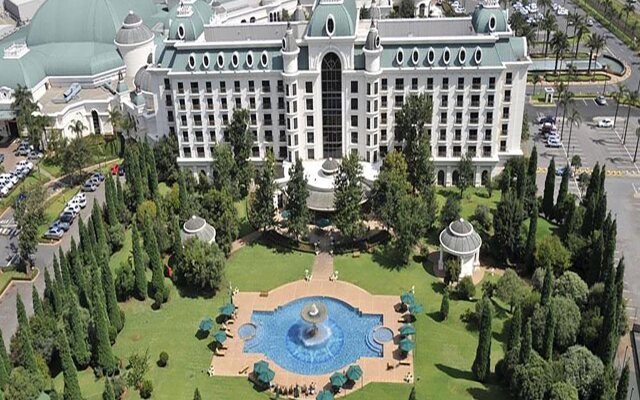 Peermont D'oreale Grande at Emperors Palace