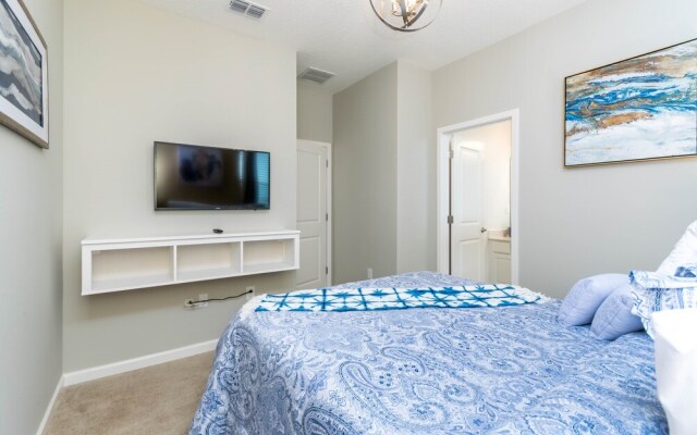 2628 Calistoga Avenue