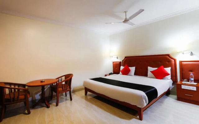 King's Royal Palace by OYO Rooms