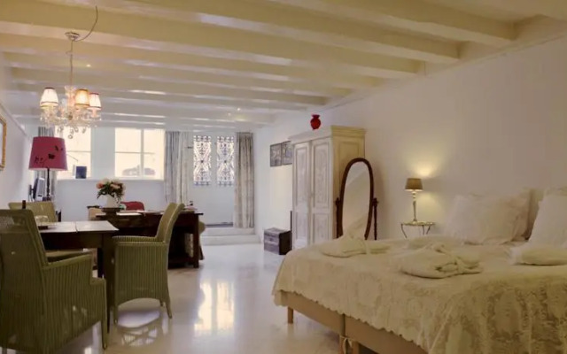 Bed & Kitchen Amsterdam