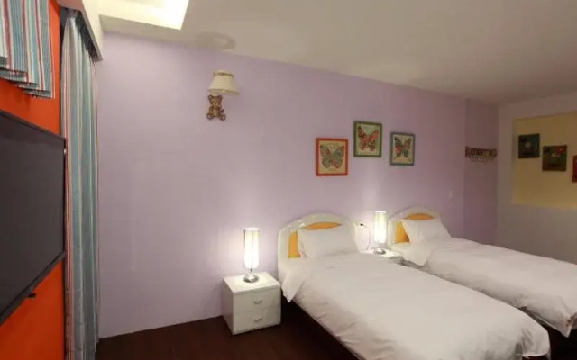 Bears Line Hostel