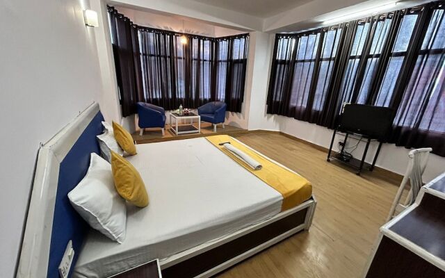 OYO 19766 Hotel Manali Palace