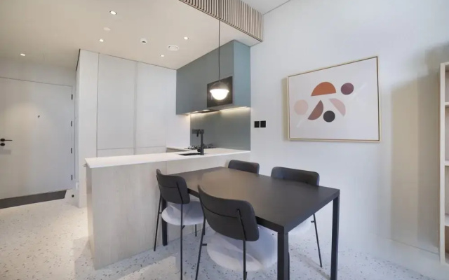 Executive Apartment at Upside Living Business Travel Ready