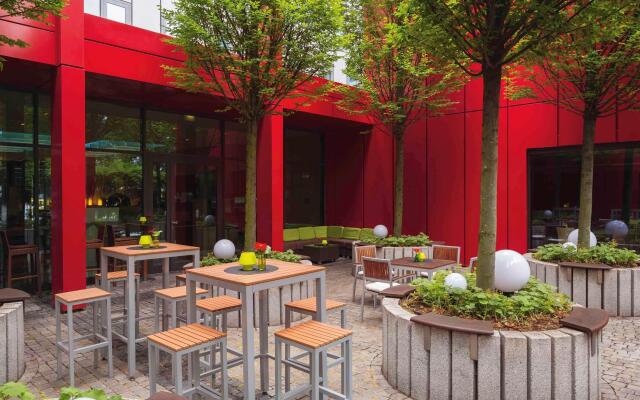Mövenpick Hotel Frankfurt City