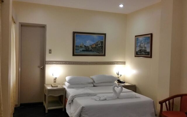 Dumaguete Royal Suite Inn