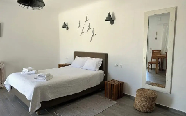 Eleni's Village Suites