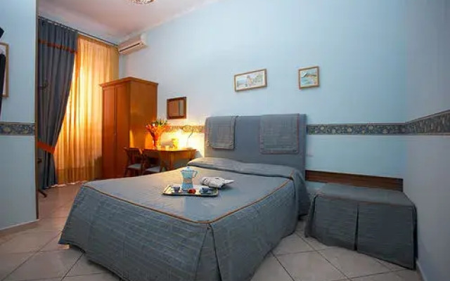 Suite Partenopea- Bed and Breakfast