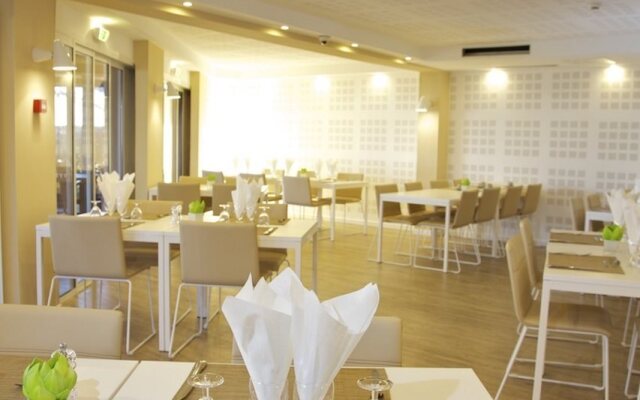 Best Western Premier Santa Maria