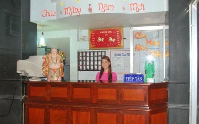 Khách Sạn Phước Thời
