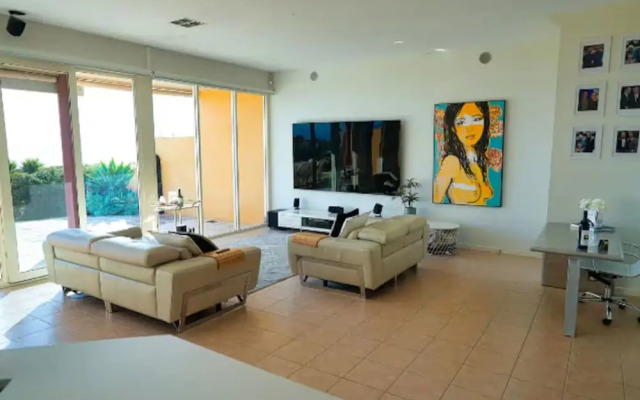 Oceanfront Oasis in Tennyson