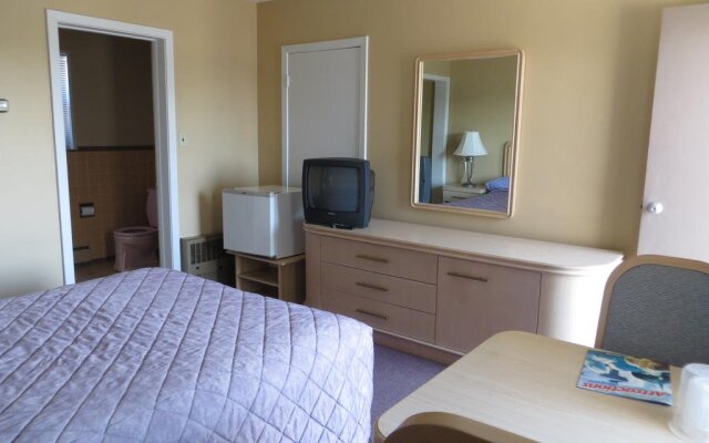 Riverview Motel
