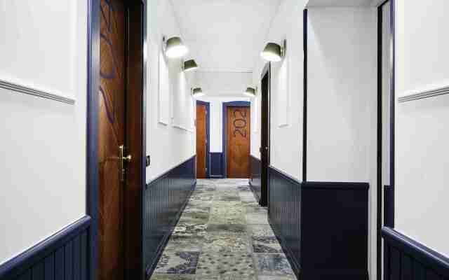 Hostel Generator Rome