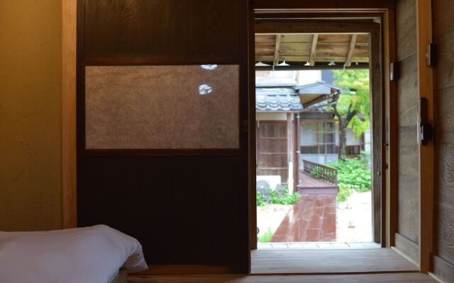 Sasayama guest house KOMEYA