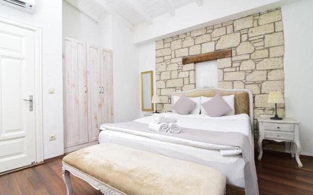 Zubeyde Hanim Alacati Otel