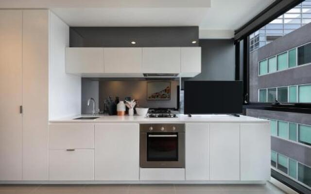Canvas Suites On Flinders