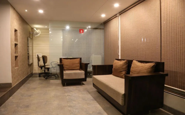 OYO 9953 Hotel Alankar