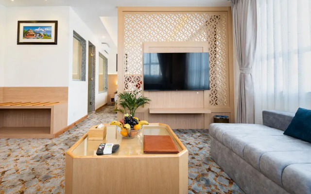 Hotel Crystal Pashupati