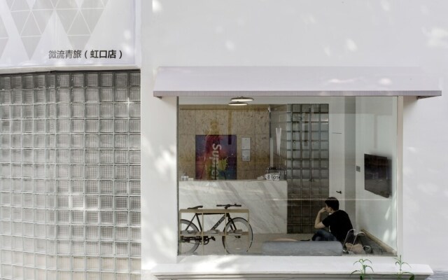 WEFLOW Hostel