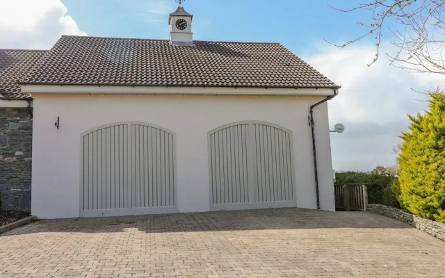 Rosnacarthna More Apartment