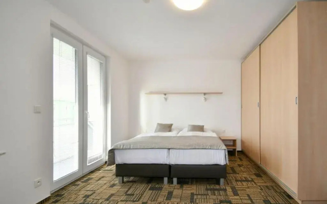eFi Palace Hotel
