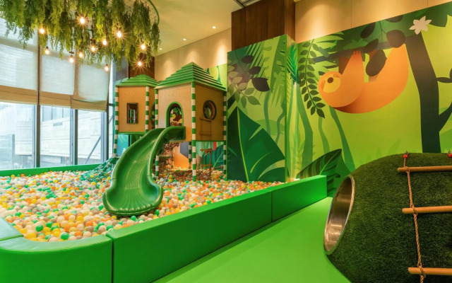 DoubleTree by Hilton Hotel Shenzhen Longhua