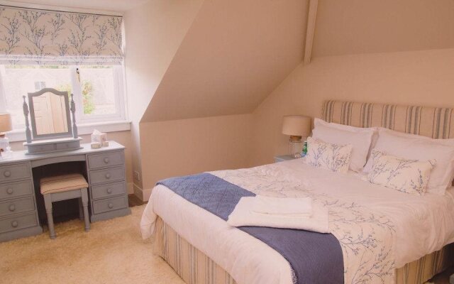 15 Alloway B&B