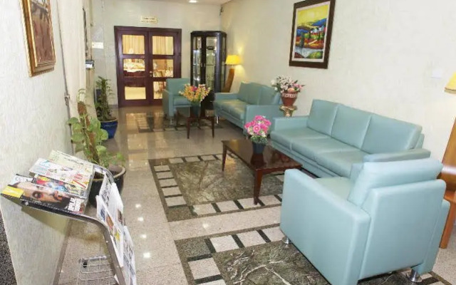 Safeer Plaza Hotel Apartments