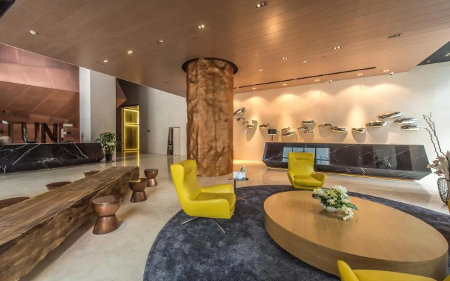 Neptune Hotel – Lobby – Chengdu