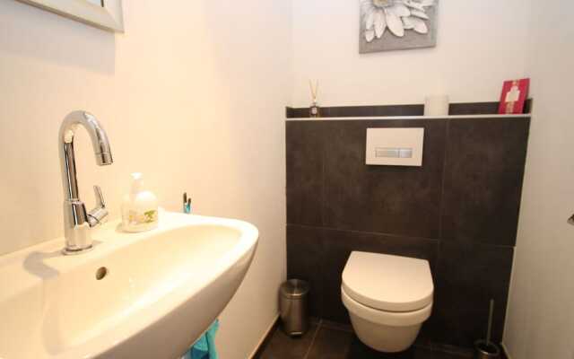 Modern Chalet with Sauna Near Ski Area in Carinthia