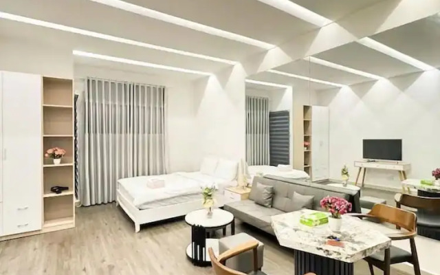 Sunrise City View Apartment