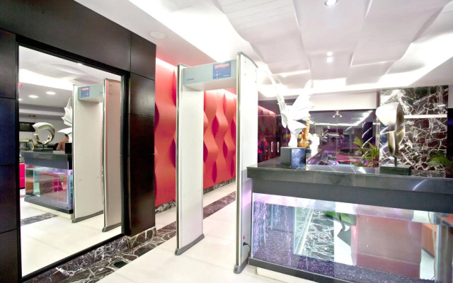 Innotel Luxury Business Hotel