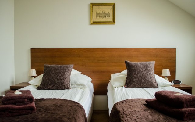 Royal Route 29 Comfort Rooms