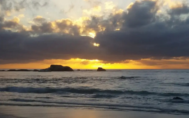 Clifton Spectacular Ocean View Apartment