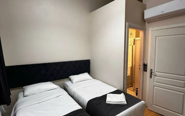 Taksim Palace İstanbul Hotel