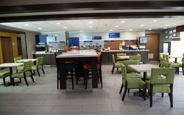 Holiday Inn Express Hotel & Suites Houston-Kingwood