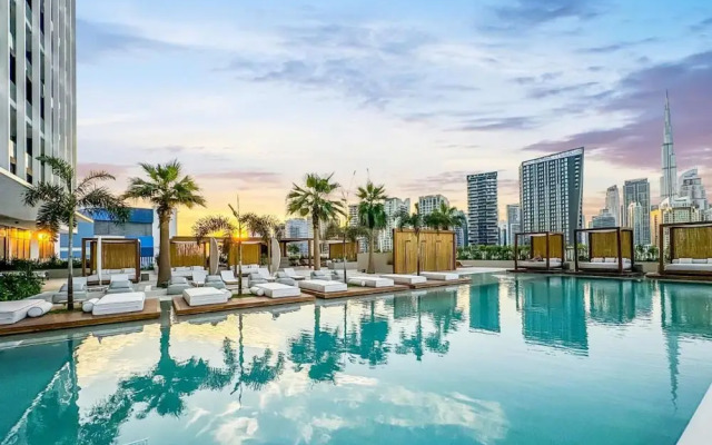 Deluxe Studio With Meydan View