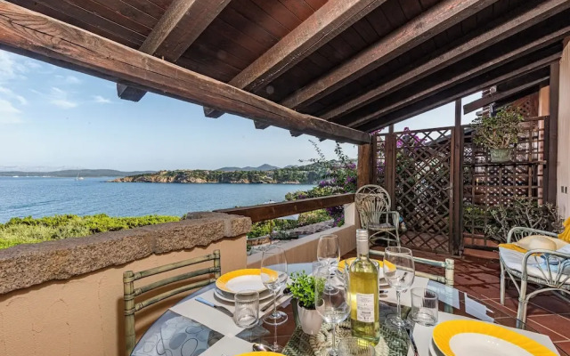Punta Volpe Home With Pool