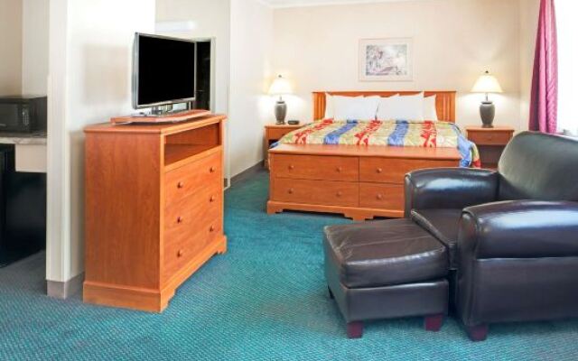 Countryside Inn & Suites