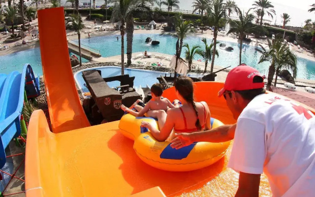 LIVVO Lago Taurito Hotel & Aquapark All Inclusive