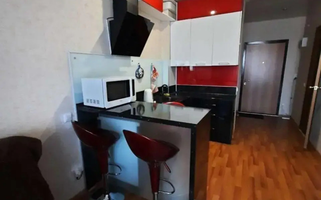 Apartments on Mira Avenue 18