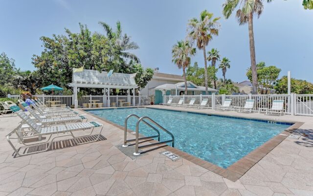 Tradewinds Beach Resort