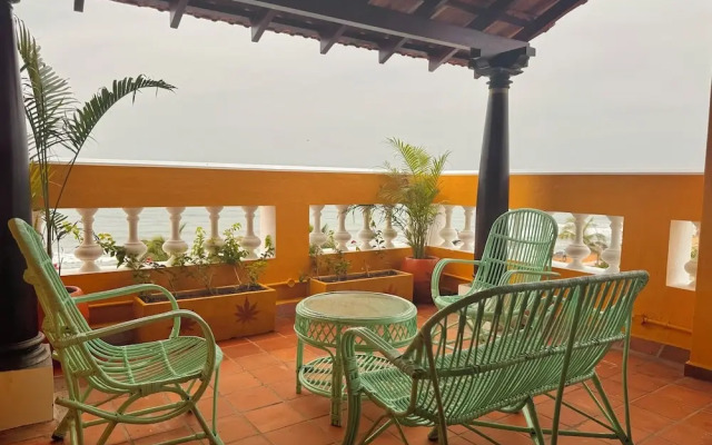 La Plage SeaView Suites