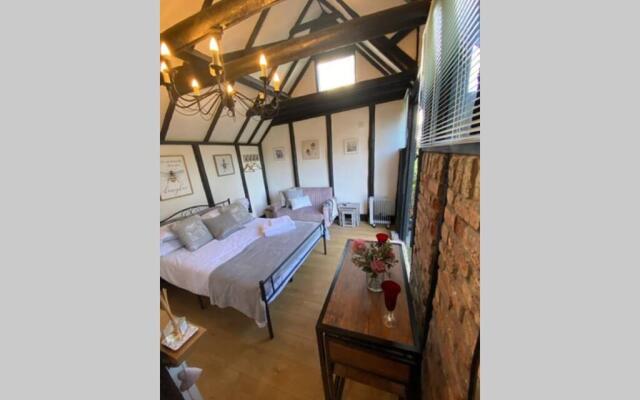Windsor/Ascot/Bracknell beautiful barn