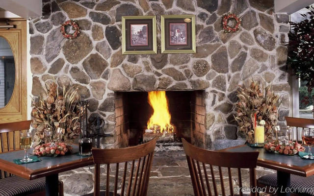 Meadowmere Resort