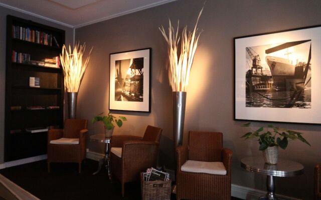 Hotel Villan, Bw Premier Collection