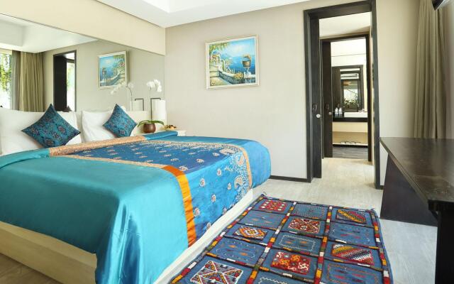 The Akmani Legian