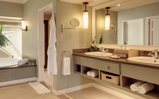 OUTRIGGER Mauritius Beach Resort