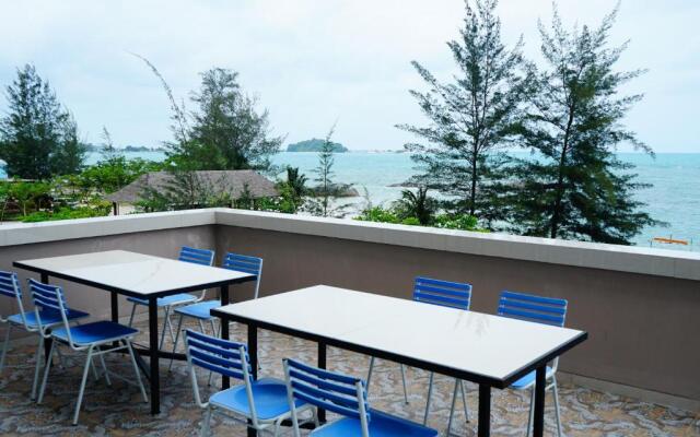 Capital O 399 Kelayang Beach Hotel