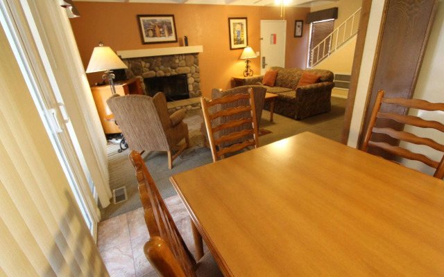Lake Arrowhead Chalets