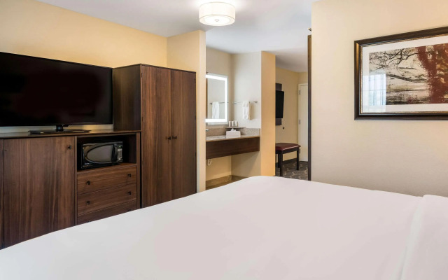 Country Inn & Suites by Radisson, Grandville-Grand Rapids West, MI